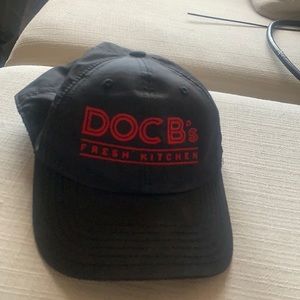 Doc B’s Fresh Kitchen hat